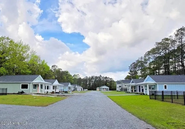 $243,000 | 148 Long Pond Loop, Swansboro, NC 28584