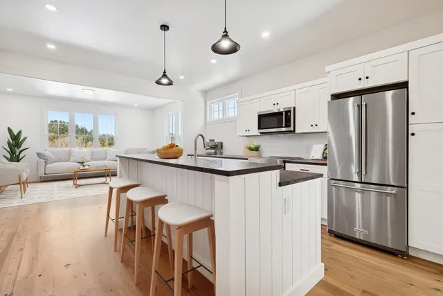 $1,195,000 | 26 Mt Peg Road, Unit A, Woodstock, VT 05091