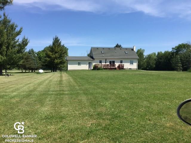 10129 Bryce Road Avoca, MI 48006 - Photo 14 of 18 31295297-13.JPG