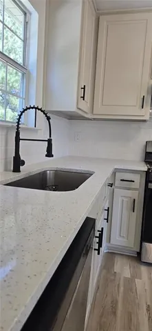 a view of utility room