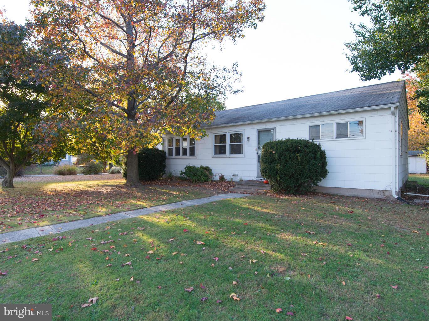 7840 Harbor Road Pasadena, MD 21122 - Photo 1 of 30 Exterior (Front)