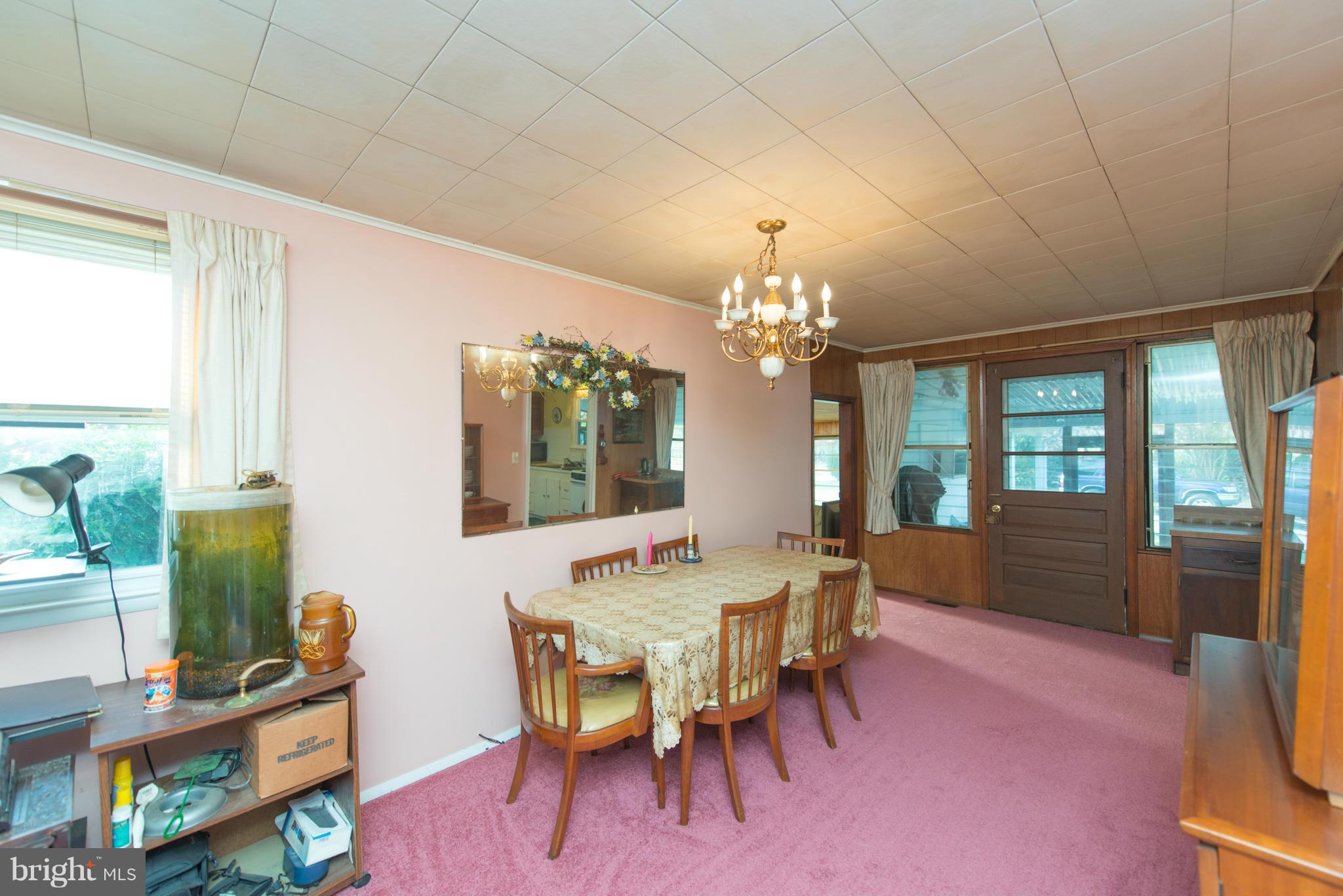 7840 Harbor Road Pasadena, MD 21122 - Photo 13 of 30 Dining Room