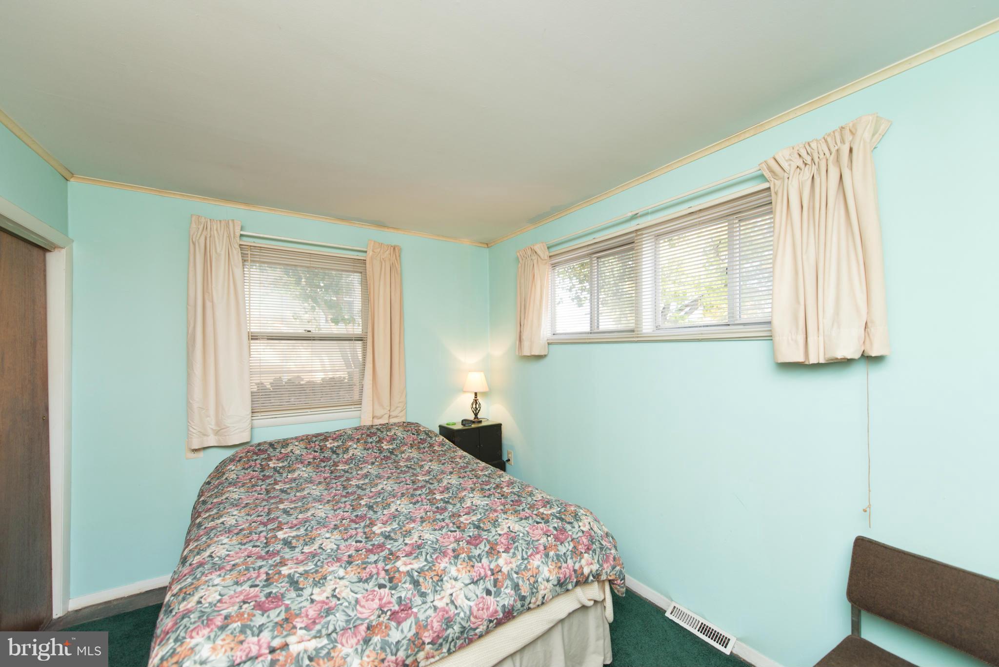 7840 Harbor Road Pasadena, MD 21122 - Photo 15 of 30 Bedroom (Master)