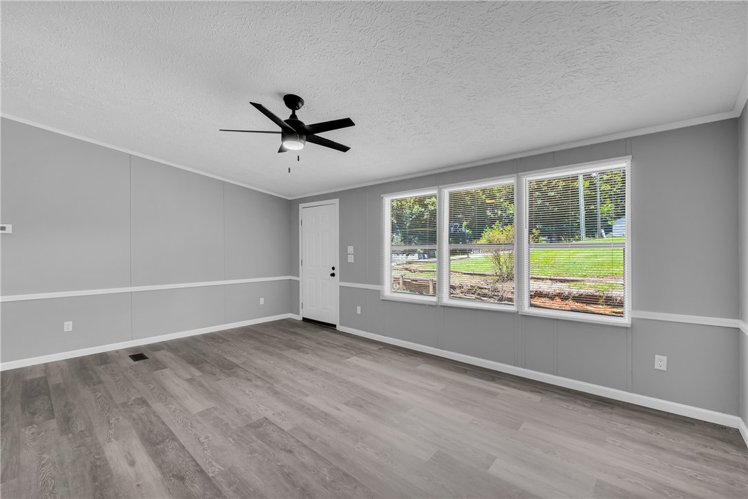 315 Ranger Road Walhalla, SC 29691 - Photo 5 of 50