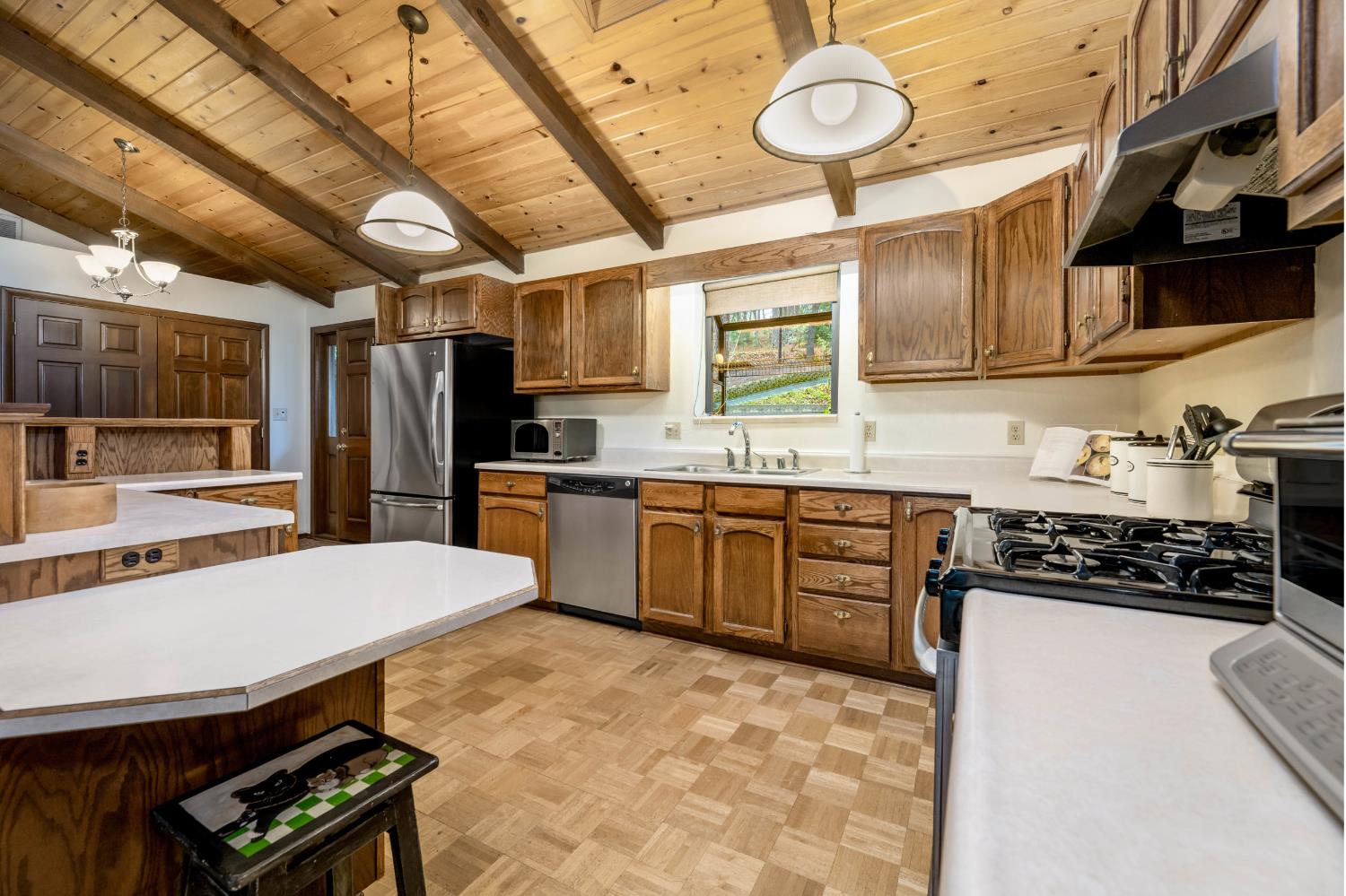 15501 Little Valley Road Grass Valley, CA 95949 - Photo 15 of 48