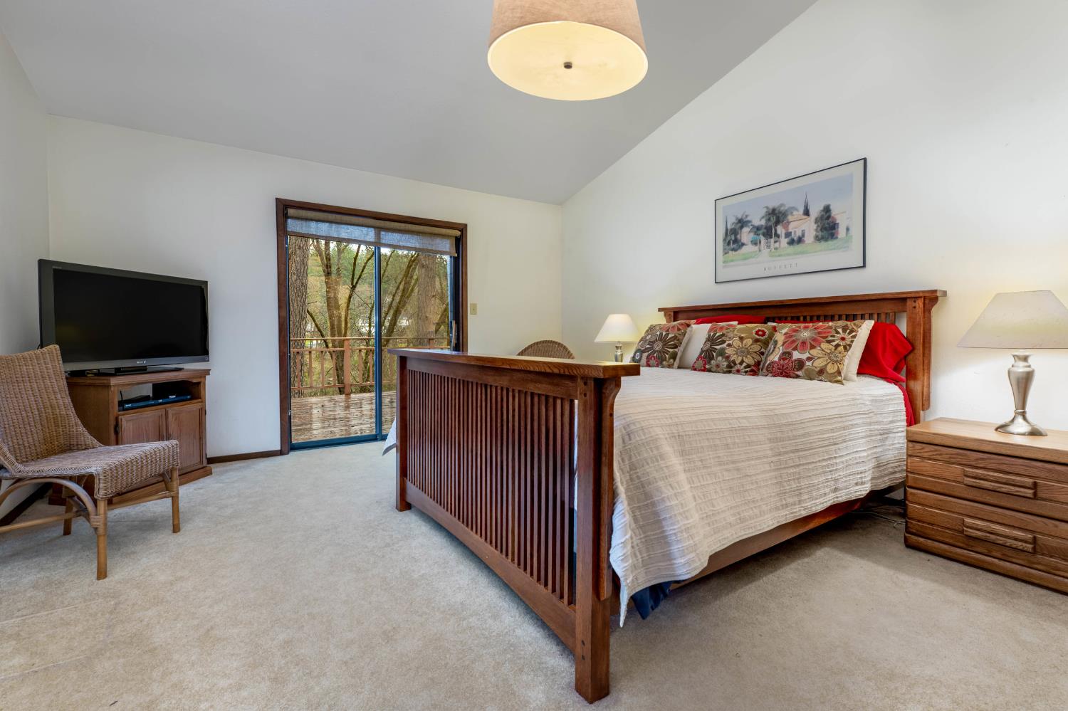 15501 Little Valley Road Grass Valley, CA 95949 - Photo 23 of 48 Primary Suite