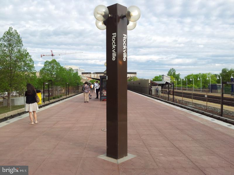 708 Crabb Avenue Rockville, MD 20850 - Photo 19 of 24 a view of a terrace with couch
