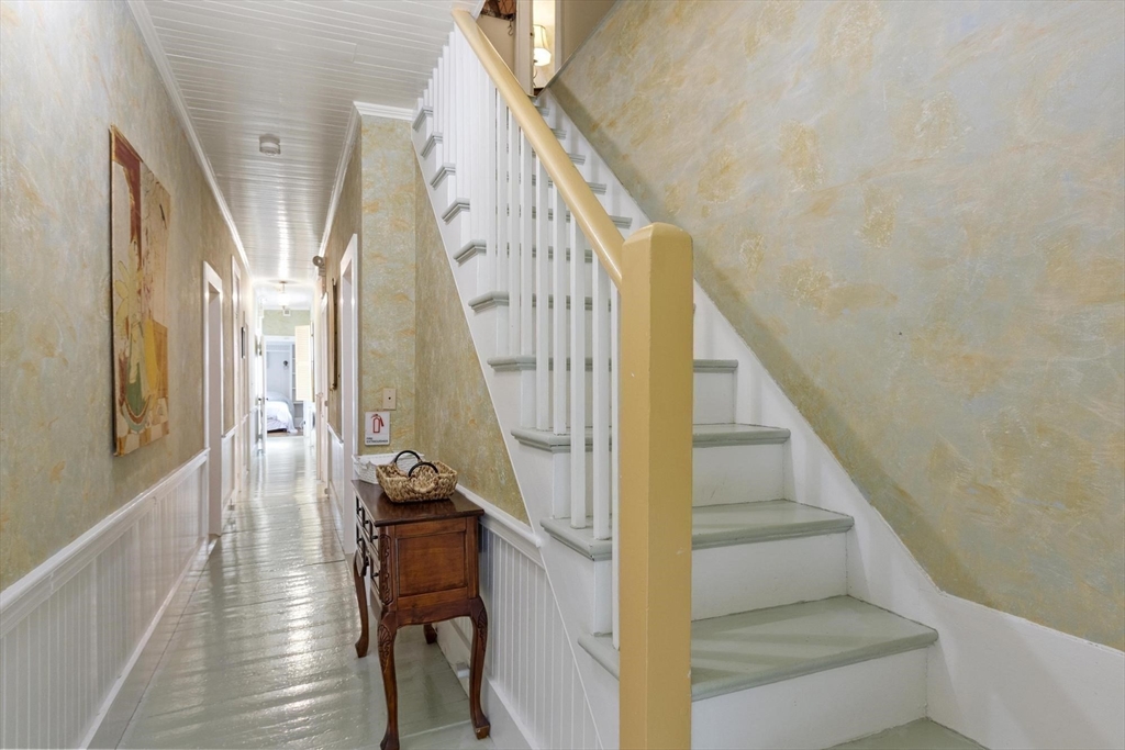19 North Main Street Petersham, MA 01366 - Photo 29 of 38