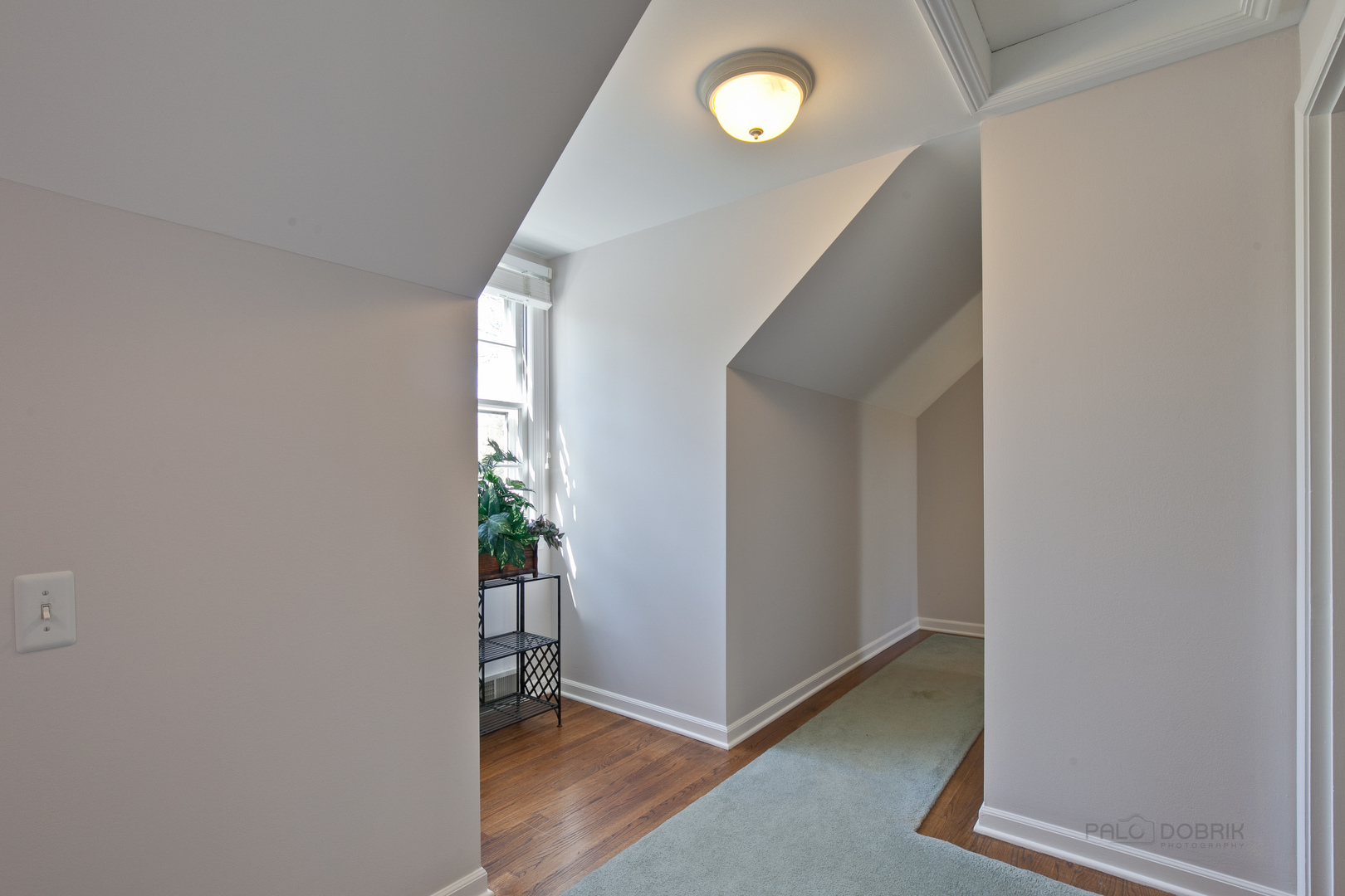 1991 Pheasant Trail Inverness, IL 60067 - Photo 39 of 53 an entryway with a workspace