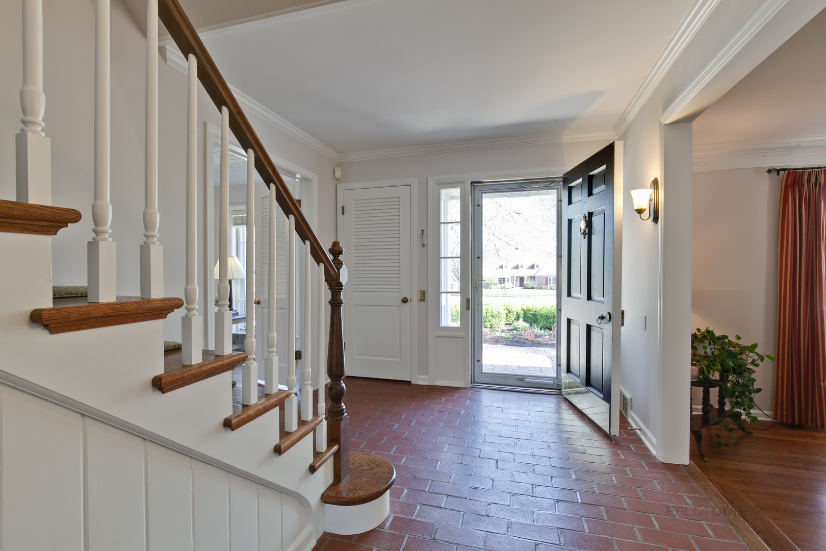 1991 Pheasant Trail Inverness, IL 60067 - Photo 5 of 53 a view of entryway and hall with wooden floor