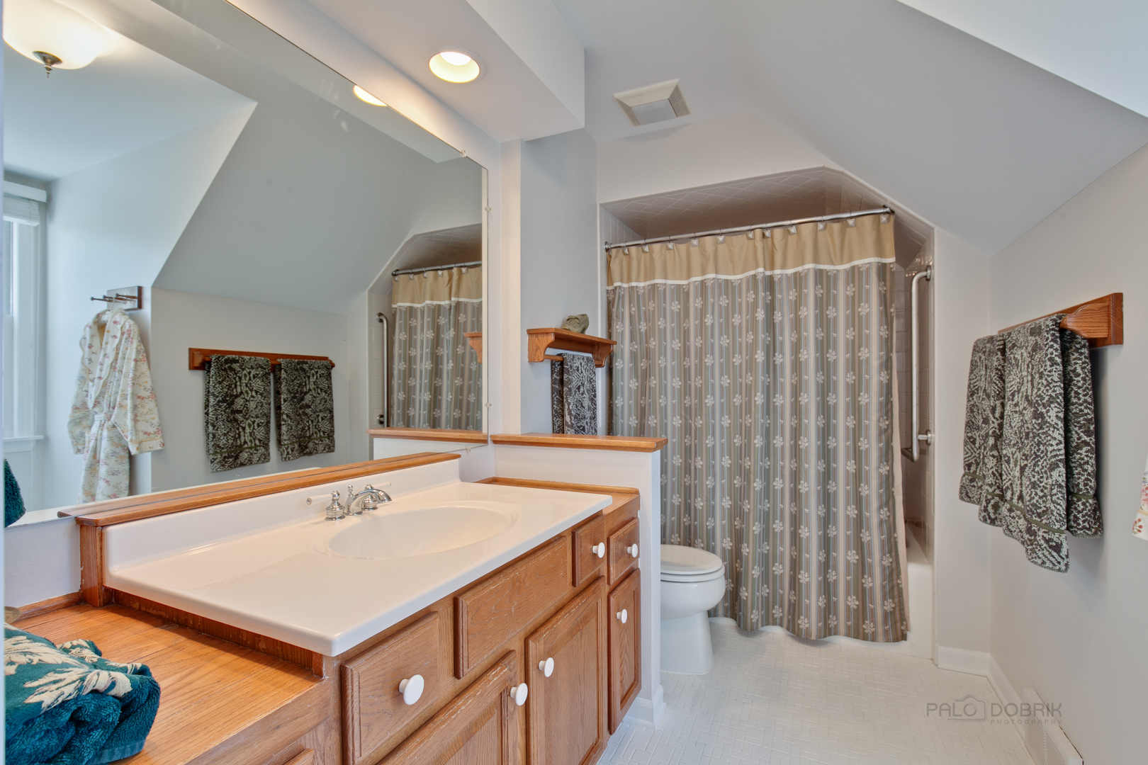 1991 Pheasant Trail Inverness, IL 60067 - Photo 42 of 53 a room with a table chairs and a refrigerator