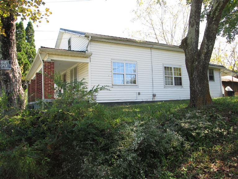 205 Bellwood Road Middlesboro, KY 40965 - Photo 3 of 4 Photo 3