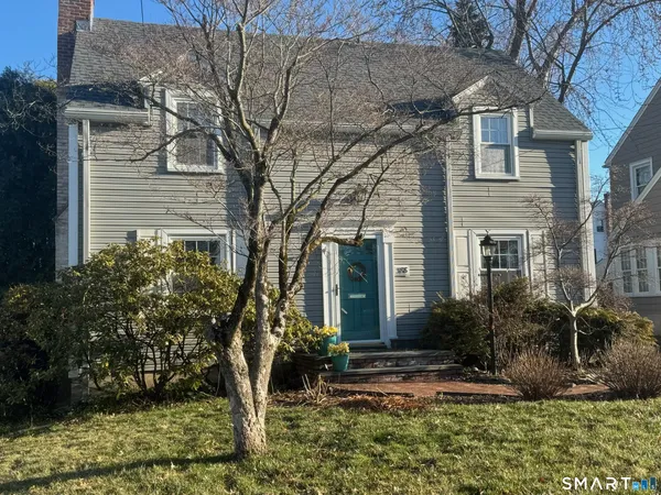 $525,000 | 388 Fern Street, West Hartford, CT 06119