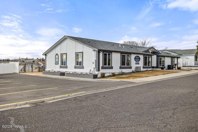 200 Bridle Way, Unit 177 Yakima, WA 98901 - Photo 15 of 37 200BridleWay#203_30