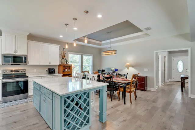 $589,999 | 7804 Thorn Hill Lane, Tallahassee, FL 32312