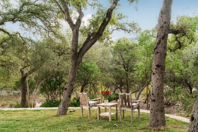 a view of outdoor space