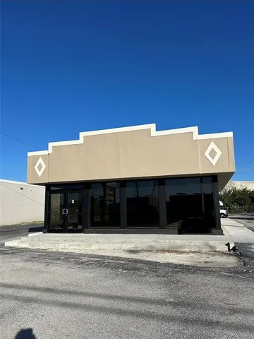 $35 | 5819 North 56th Street, Tampa, FL 33610