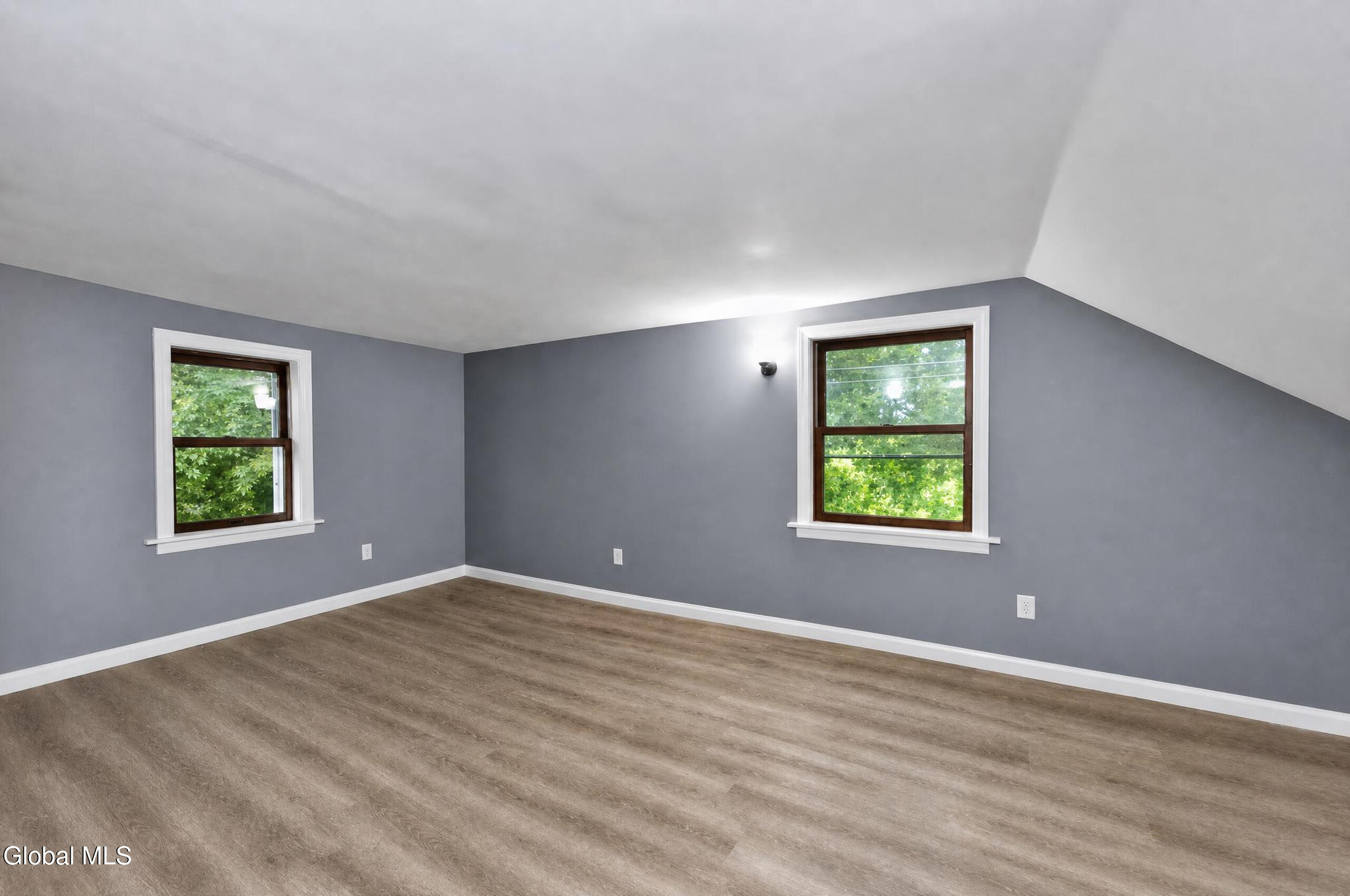 1135 Sacandaga Road Schenectady, NY 12302 - Photo 21 of 30 7 Bedroom 1