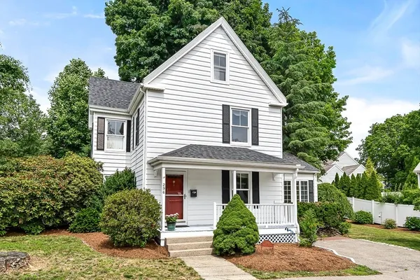 $1,198,000 | 296 Linden Street, Wellesley, MA 02481