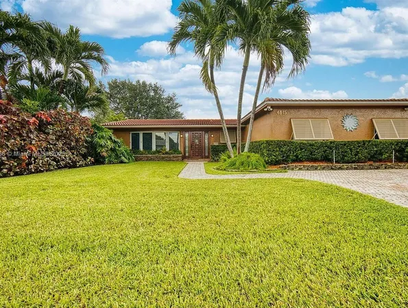 $8,900 | 4815 Cleveland Street, Hollywood, FL 33021