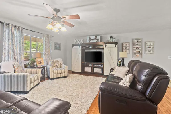$369,000 | 513 South Red Rock Road, Toccoa, GA 30577