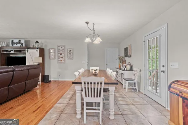 $369,000 | 513 South Red Rock Road, Toccoa, GA 30577