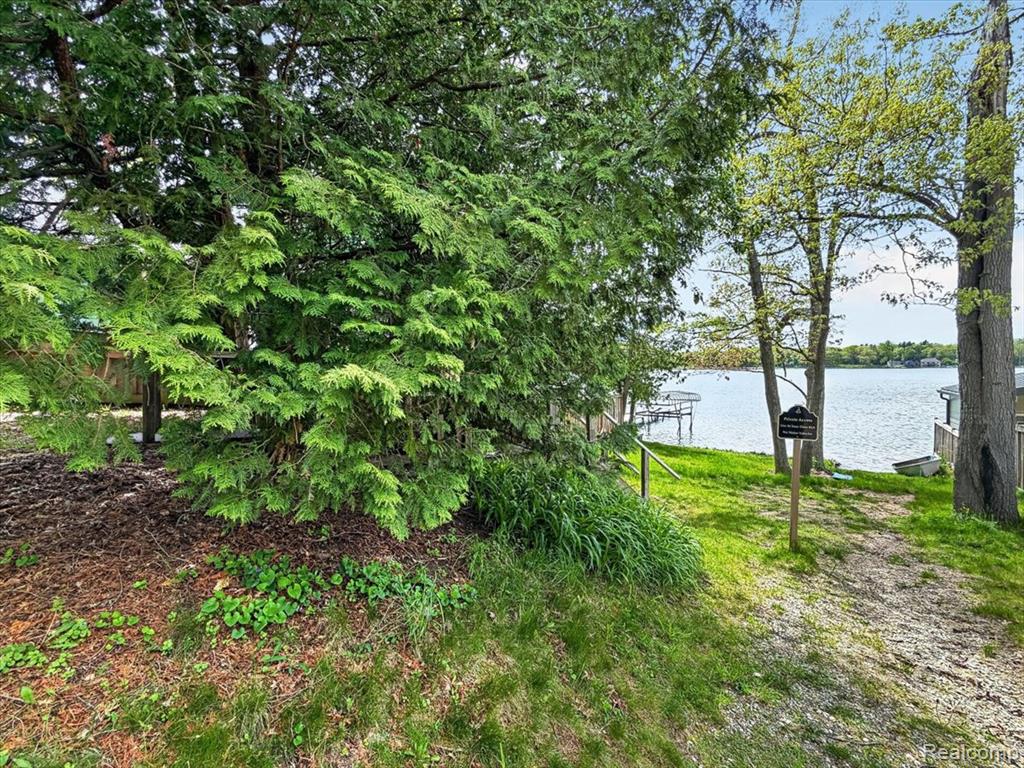 2086 Miles Road Lapeer, MI 48446 - Photo 60 of 69 Gallery Image 60