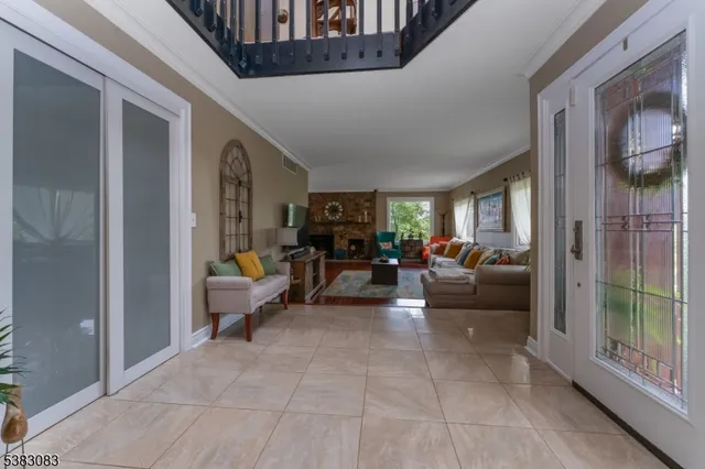 $885,000 | 147 Beacon Hill Road, Califon, NJ 07830