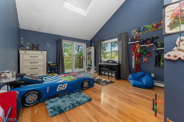 $885,000 | 147 Beacon Hill Road, Califon, NJ 07830