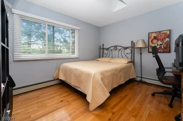 $885,000 | 147 Beacon Hill Road, Califon, NJ 07830