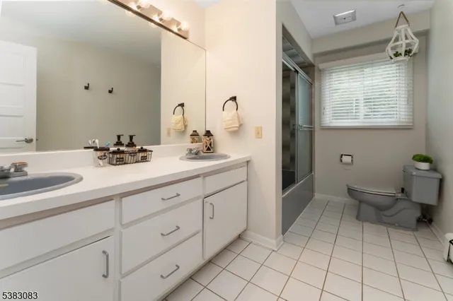 $885,000 | 147 Beacon Hill Road, Califon, NJ 07830