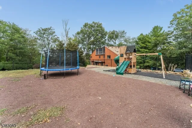 $885,000 | 147 Beacon Hill Road, Califon, NJ 07830
