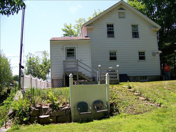 5 Whitins Road Sutton, MA 01590 - Photo 4 of 29