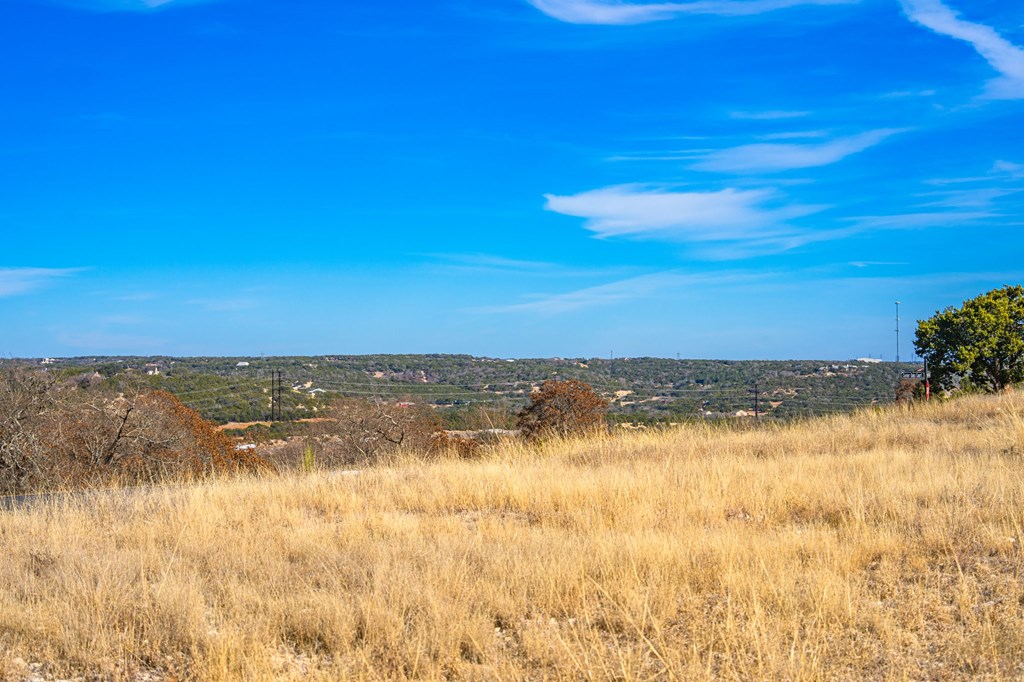 216 Heights Trail Kerrville, TX 78028 - Photo 4 of 12