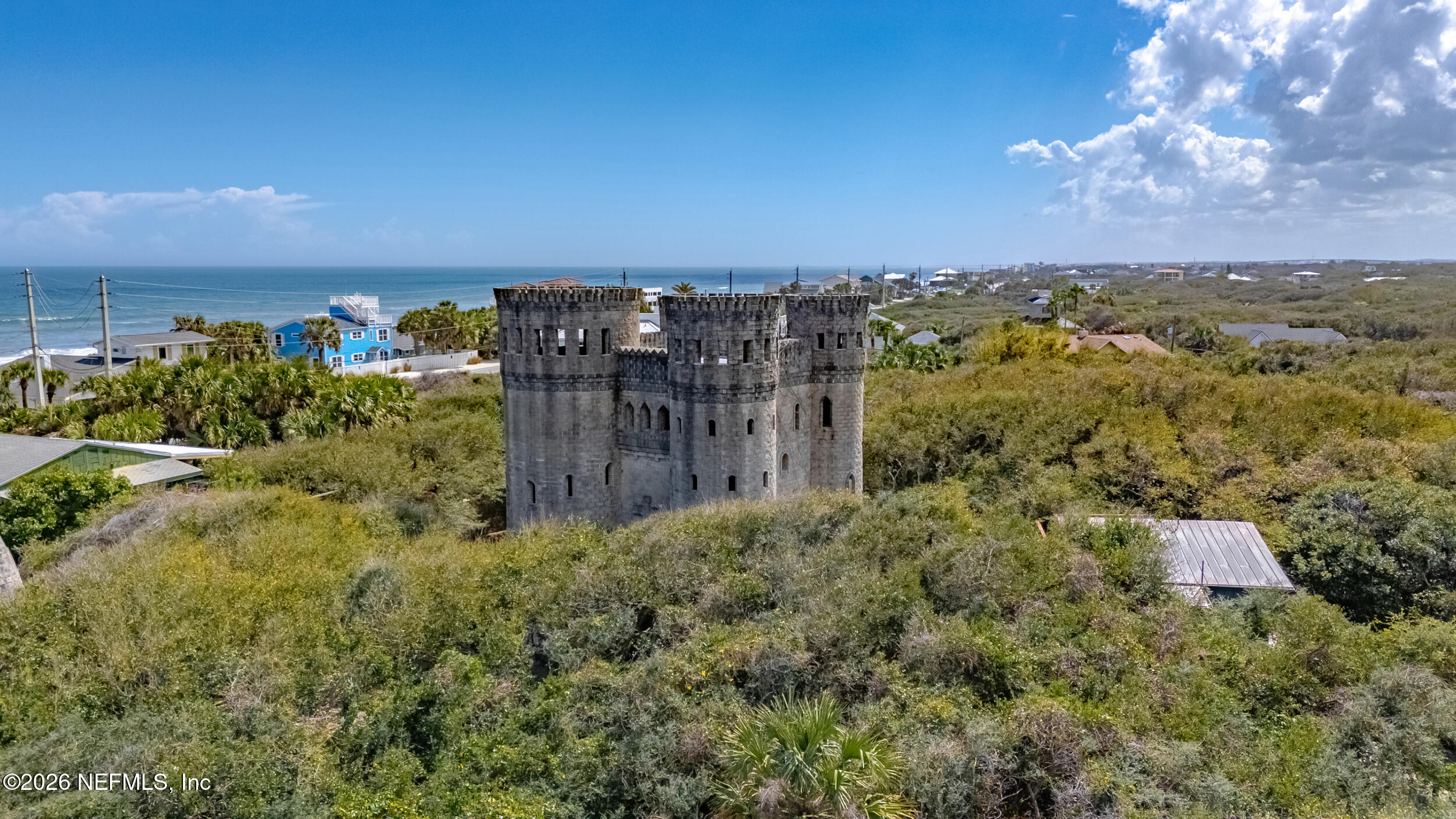 118 3rd Street St. Augustine, FL 32084 - Photo 72 of 77 a view of a pathway with a building in the background