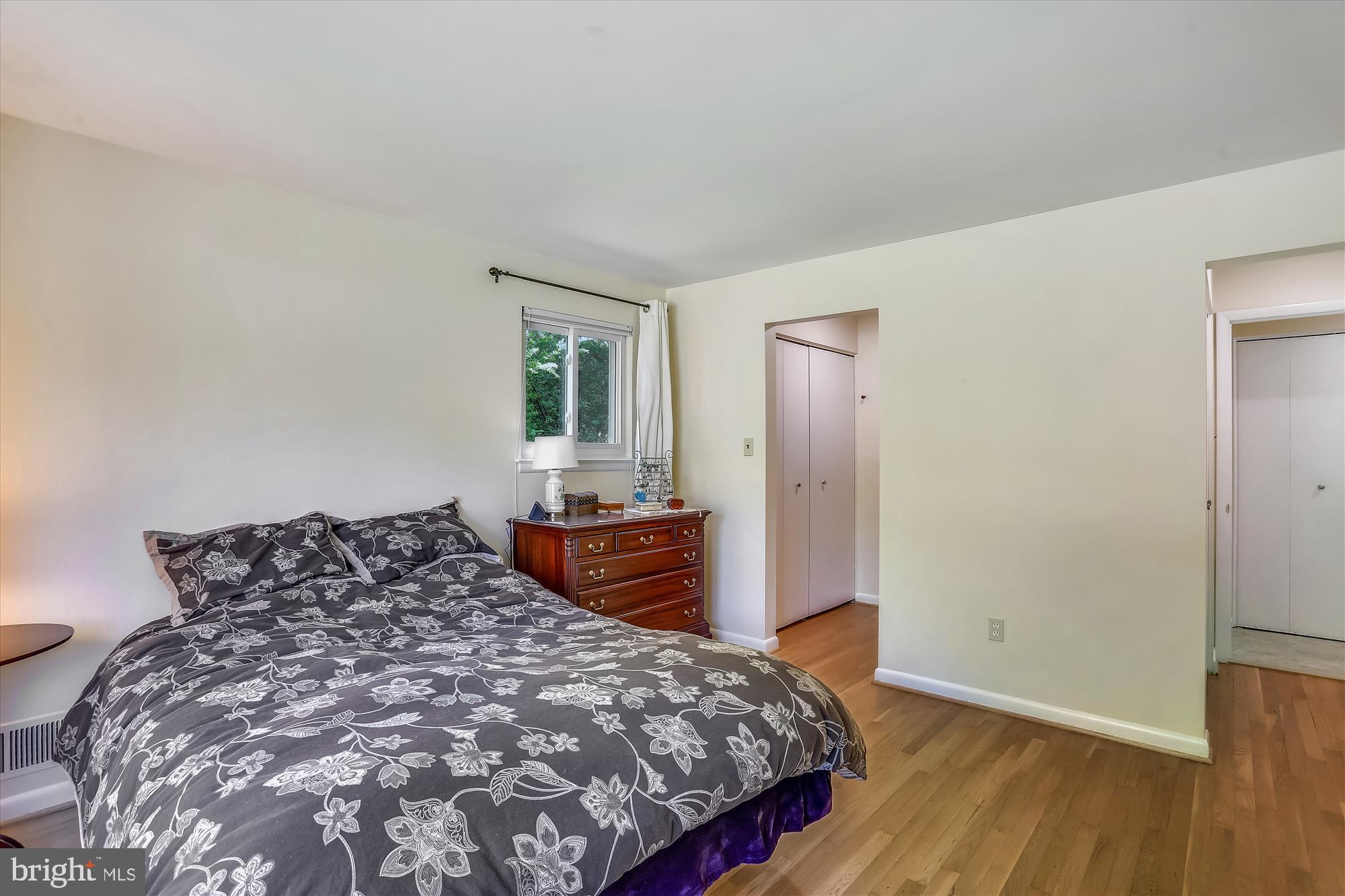 11513 Lovejoy Street Silver Spring, MD 20902 - Photo 16 of 30 Main Level Primary Bedroom