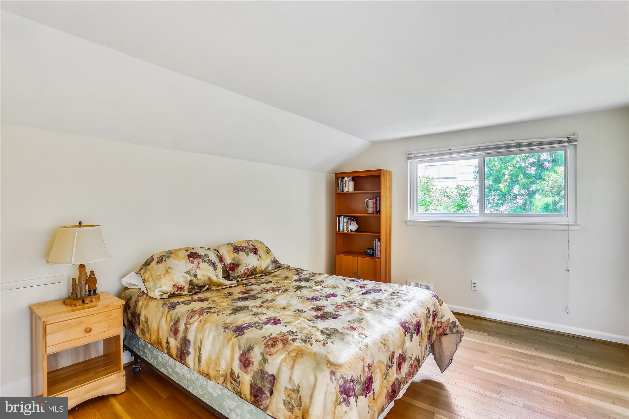11513 Lovejoy Street Silver Spring, MD 20902 - Photo 20 of 30 Bedroom 3