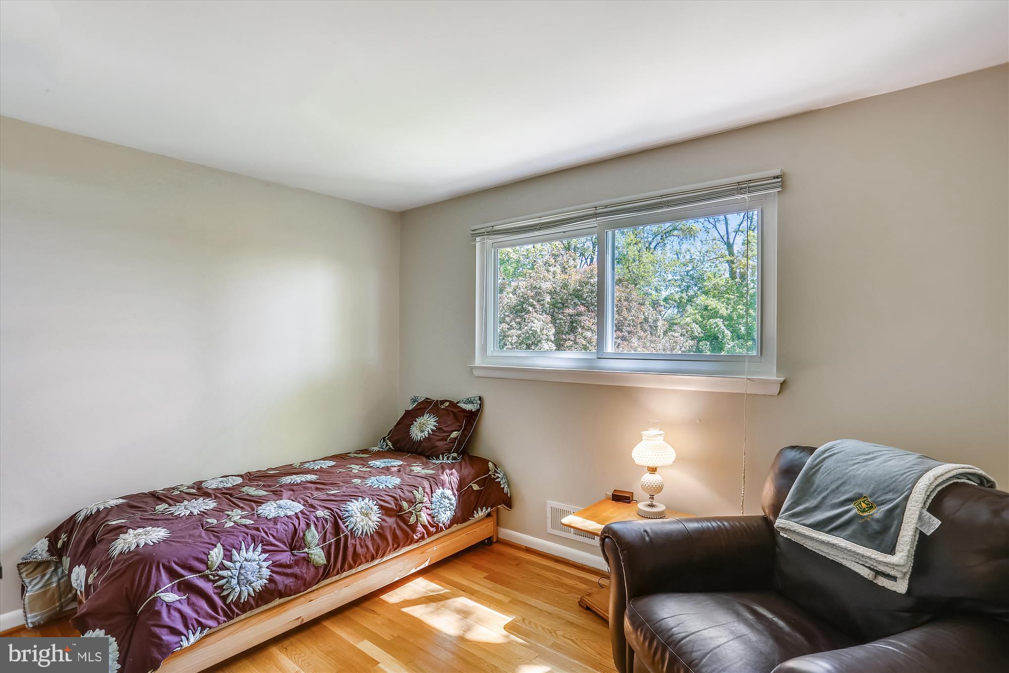 11513 Lovejoy Street Silver Spring, MD 20902 - Photo 21 of 30 Bedroom 4