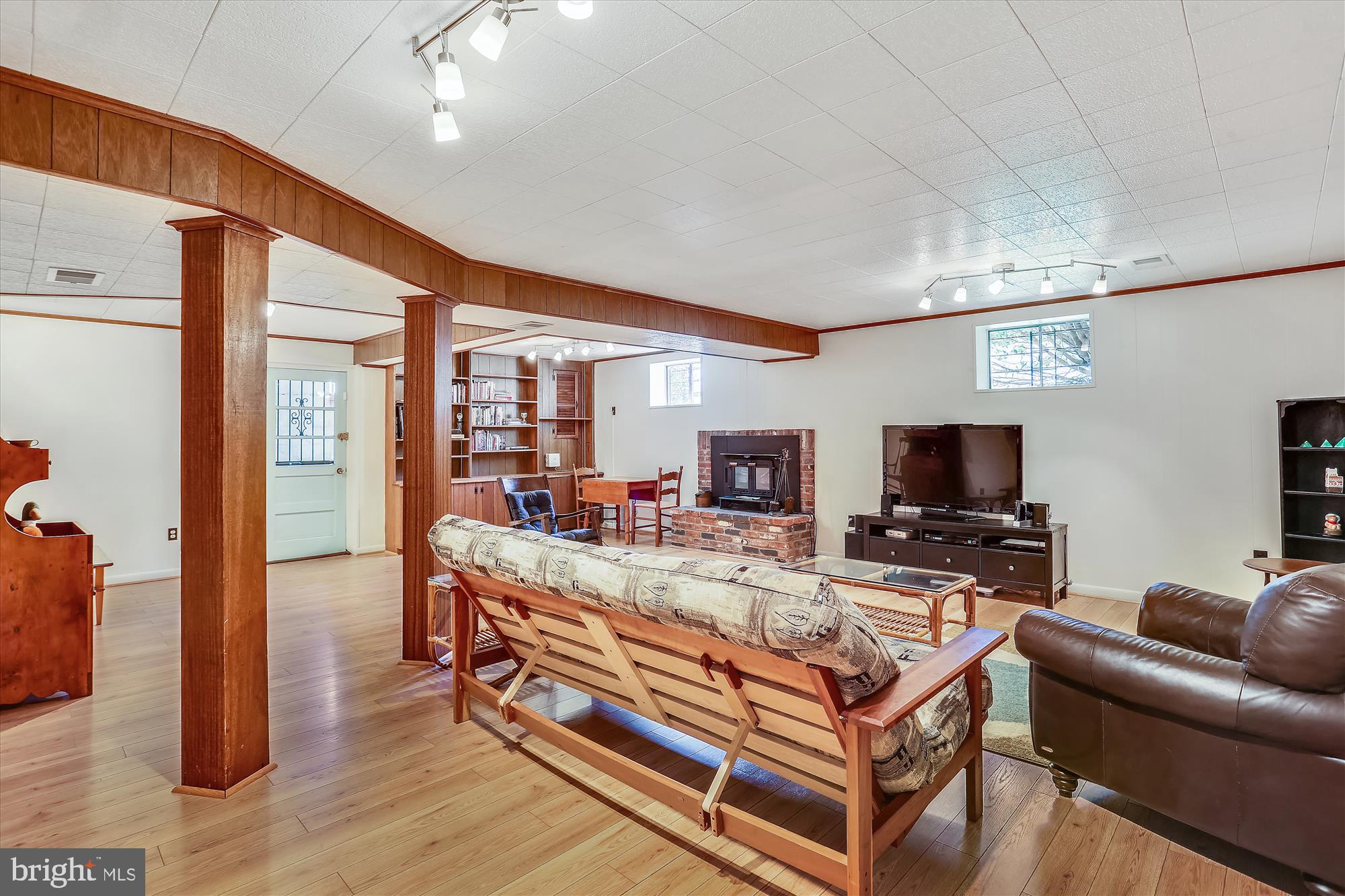 11513 Lovejoy Street Silver Spring, MD 20902 - Photo 23 of 30 Family Room