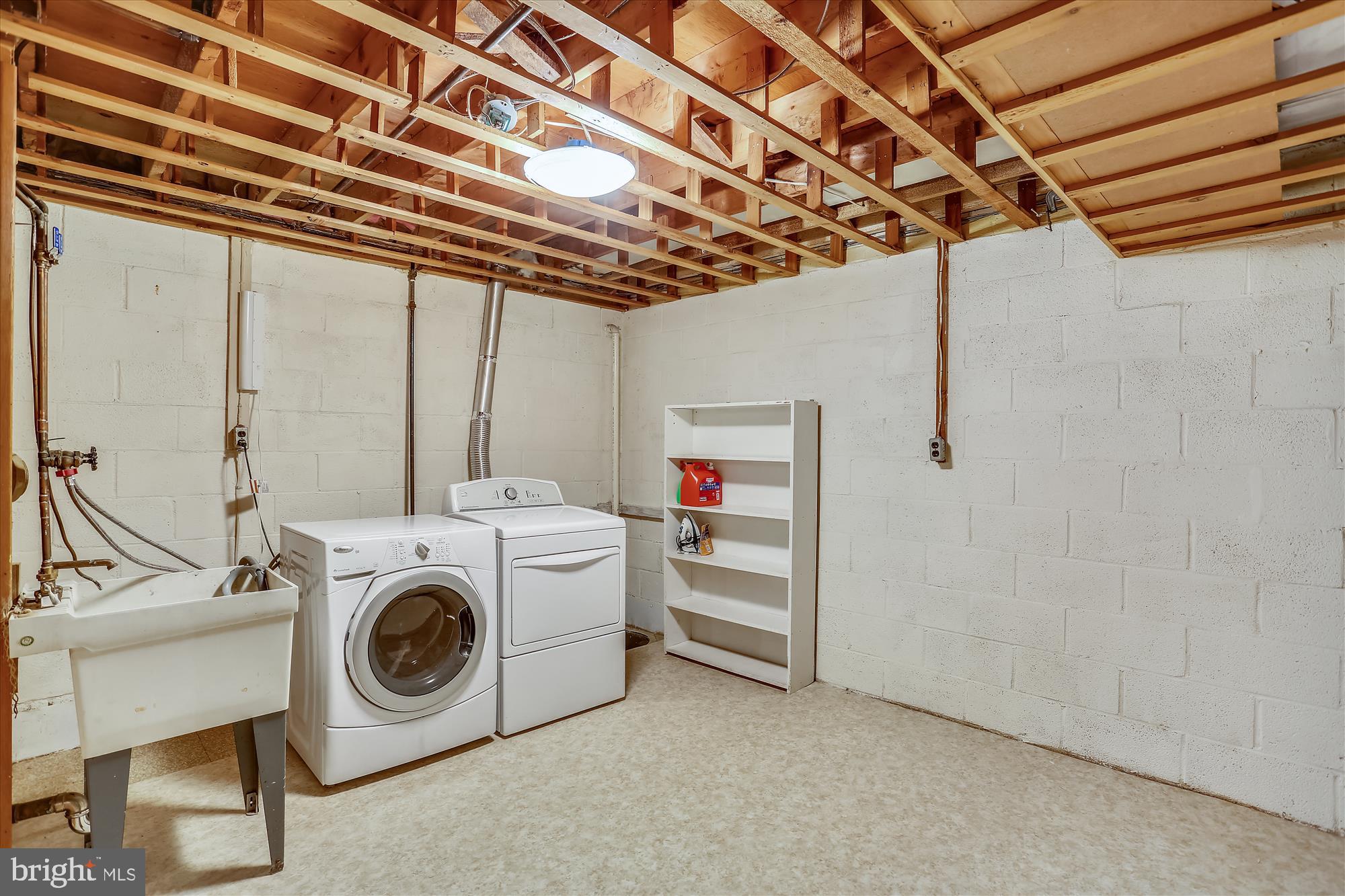 11513 Lovejoy Street Silver Spring, MD 20902 - Photo 26 of 30 Laundry
