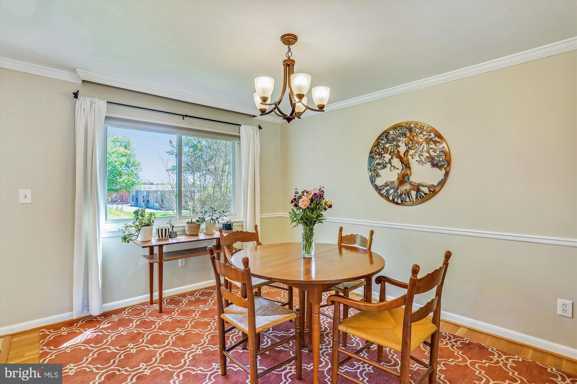 11513 Lovejoy Street Silver Spring, MD 20902 - Photo 7 of 30 Dining Room