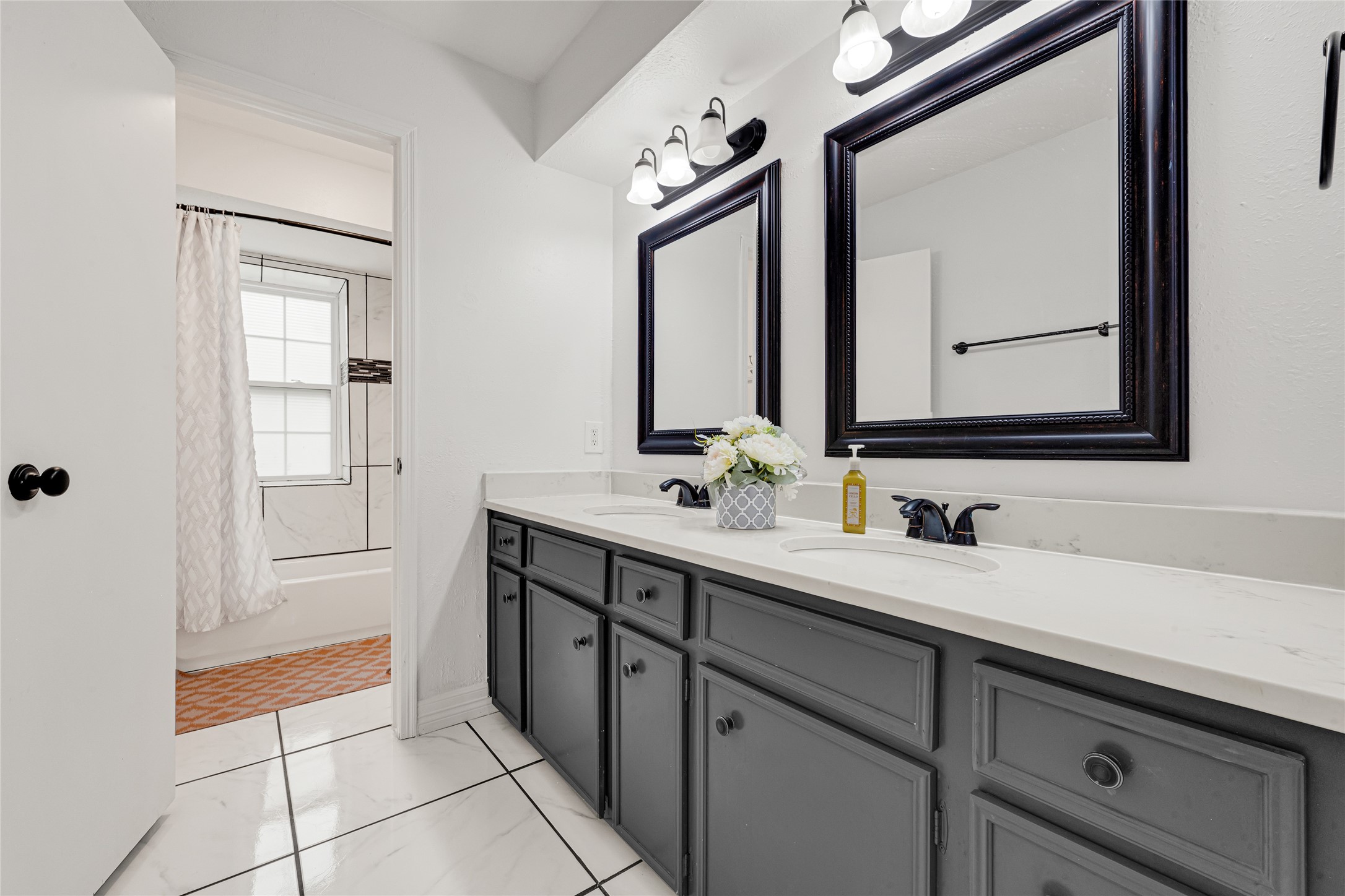 18014 Vintage Wood Lane Spring, TX 77379 - Photo 23 of 40 Primary Bath