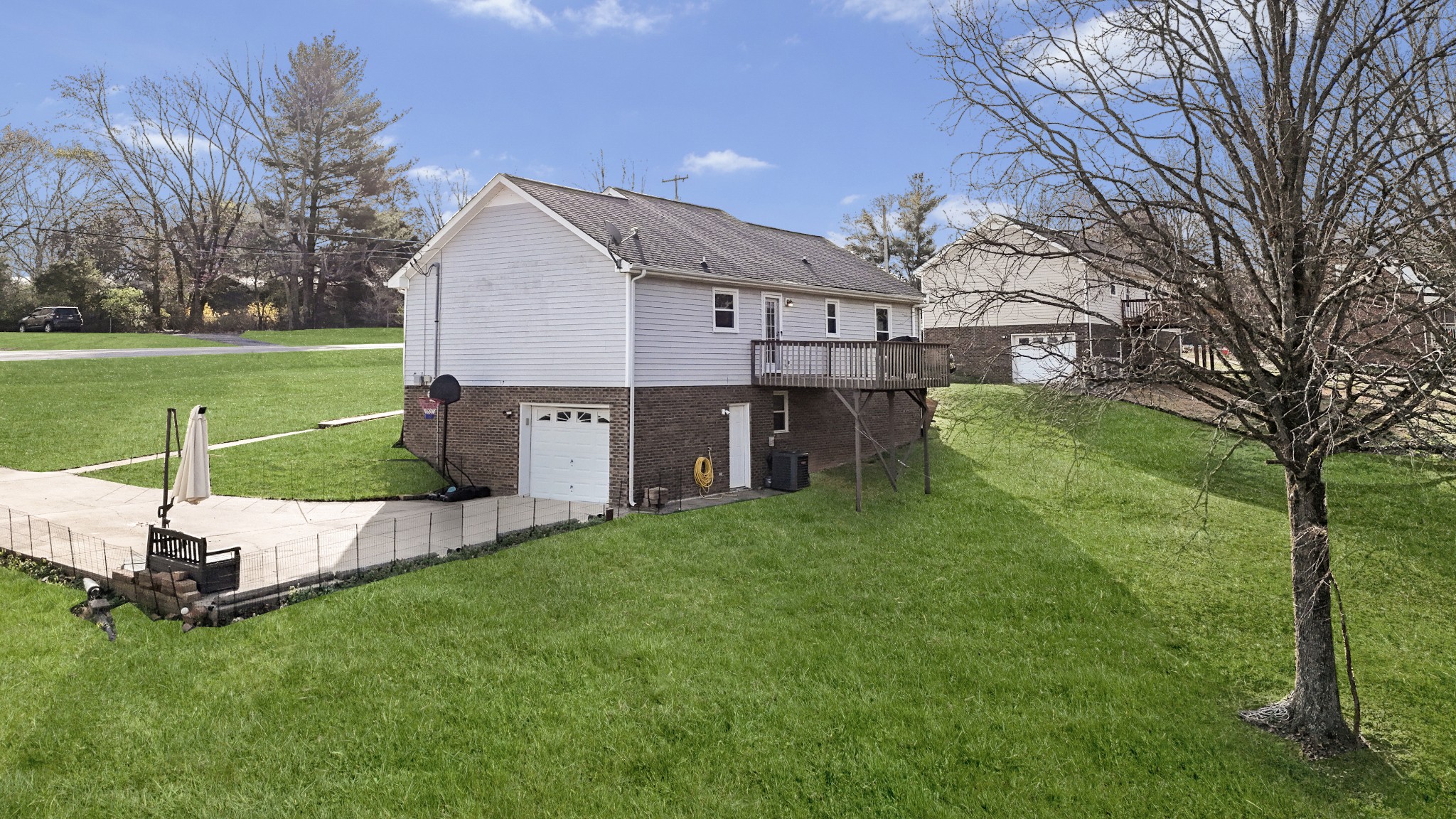 1978 7 Mile Ferry Road Clarksville, TN 37040 - Photo 2 of 17