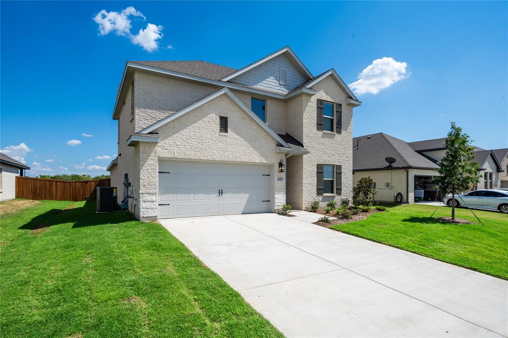 2109 Maple Rdg Drive Van Alstyne, TX 75495 - Photo 3 of 31 Gallery Image 3