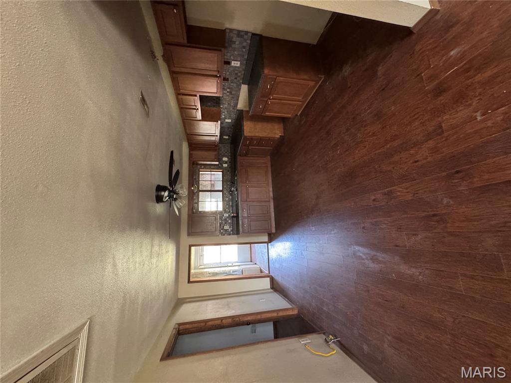 255 West Reed Avenue Puxico, MO 63960 - Photo 3 of 10