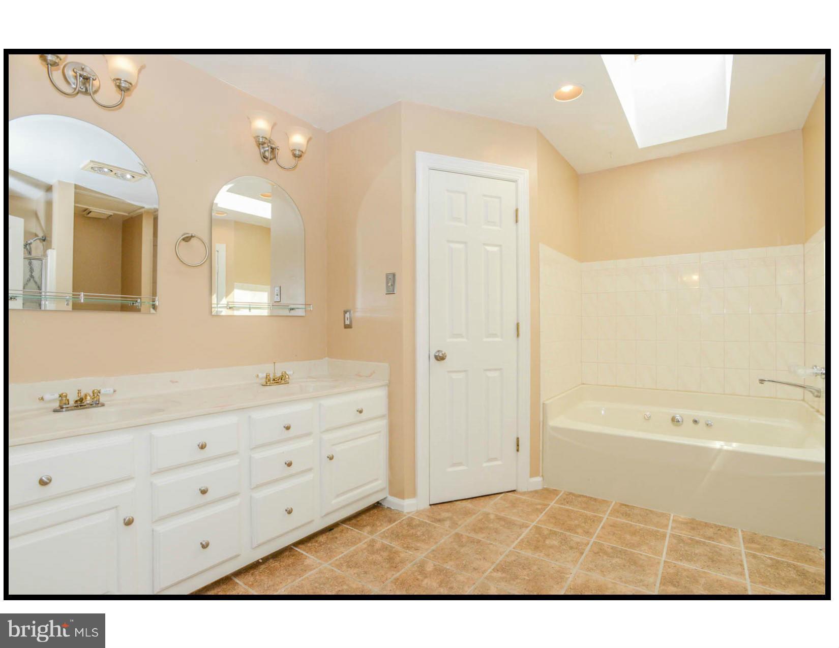 6914 Fox Chase Road New Market, MD 21774 - Photo 11 of 26 Large Master Bath with Tub & Shower