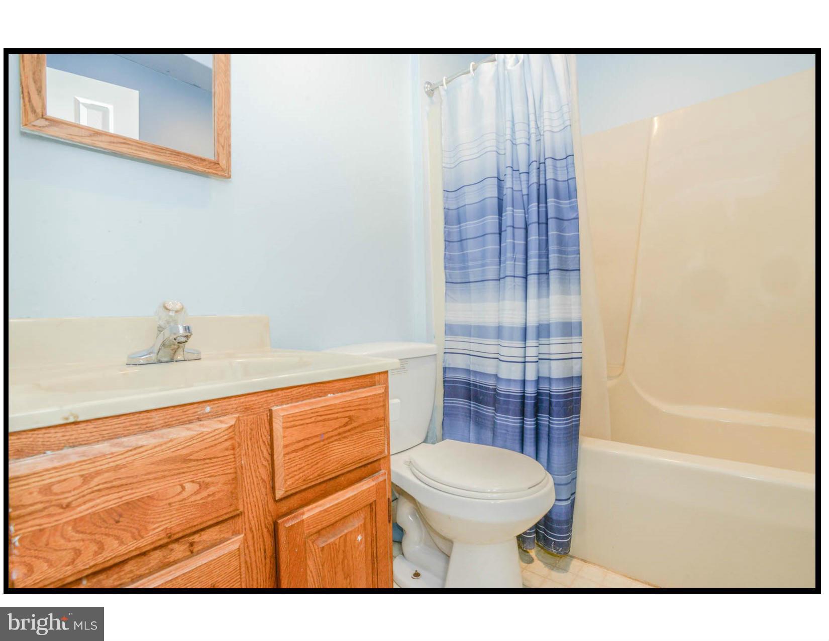 6914 Fox Chase Road New Market, MD 21774 - Photo 17 of 26 Full Bath