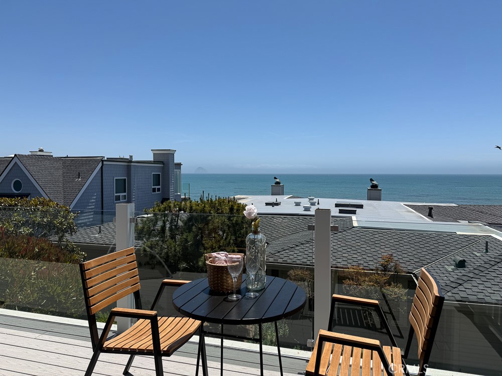 557 Lucerne Street Cayucos, CA 93430 - Photo 2 of 51 Deck