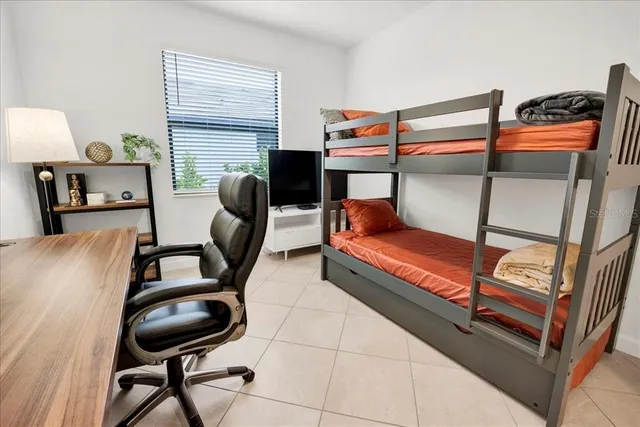 $4,000 | 5161 Coral Reef Way, Bradenton, FL 34211