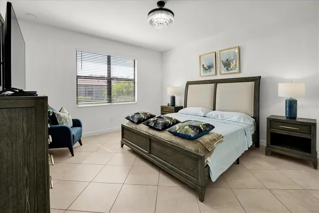 $4,000 | 5161 Coral Reef Way, Bradenton, FL 34211